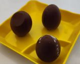 A picture of step 8 of Caramel Chocolate in Egg.
