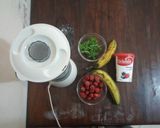A picture of step 1 of Strawberry banana Smoothie 🍓 🍌.