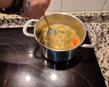 Foto del paso 4 de la receta: Cintas de espinacas con caldo de guisado pollo día anterior