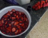Foto del paso 3 de la receta: Torta de frutillas con crema