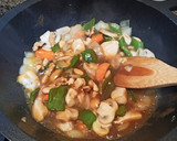 Foto del paso 3 de la receta: Pollo con almendras y nueces
