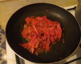 A picture of step 5 of Plantains in Egg Fritatta themechallenge.