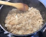 Une image de l'étape 7 de Gratin de chou-fleur au bouillon de crevettes et emmental.