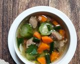 Foto langkah ke 5 dari resep Sup Bening Oyong Wortel.