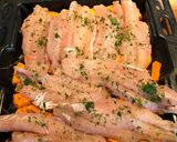 Foto del paso 3 de la receta: Pescadilla al horno sobre colchón de zapallo