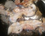 A picture of step 2 of Harvesting Bacon Drippings.