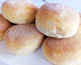 Une image de l'étape 9 de Beignets au four moelleux.