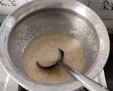 A picture of step 1 of Orange Halwa.