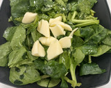 Foto del paso 1 de la receta: Ensalada de Espinaca Nuez, Jamón, Huevo y  Queso