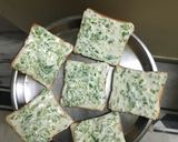 A picture of step 4 of Cheese chilly toast.