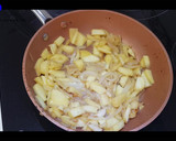 Foto del paso 3 de la receta: Empanada de hojaldre rellena de cerdo y manzana 🍏🐷