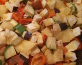 Foto del passaggio 3 della ricetta Caponata al forno in Agrodolce