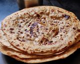 A picture of step 5 of Radish (mooli) paratha.