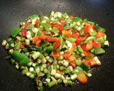 Foto del paso 3 de la receta Fajitas rellenas de pollo al curry con samfaina(diferentes)