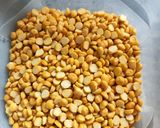 A picture of step 1 of Chana Dal Curry.