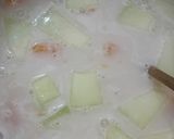 Foto langkah ke 3 dari resep Fruit Cubes Pudding.