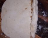 A picture of step 4 of Chicken ring samosa😋😋.