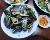 Hình bước làm 4 của món Vẹm xanh hấp sả