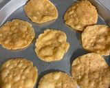A picture of step 2 of Papdi pizza.
