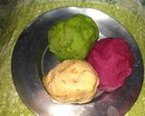 A picture of step 2 of Tri colour paratha.