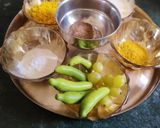 A picture of step 1 of Tindora Raita.