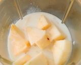 A picture of step 1 of Sugar-Free Hot Chocolate with Apple and Dates.