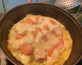 Foto langkah ke 5 dari resep Pizza kentang teflon.
