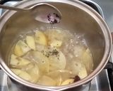 A picture of step 3 of Apple Fennel Tea.