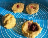 A picture of step 4 of Assorted biscuit:.