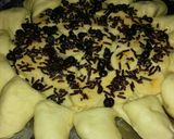 Foto langkah ke 4 dari resep Choco banana pizza.