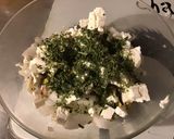 Une image de l'étape 6 de Salade rougette à l oignon doux des Cévennes,pistaches et feta.