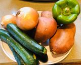 A picture of step 2 of Crockpot 5 -Spice Veggie Soup.