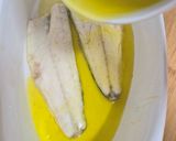 Foto del paso 4 de la receta: Filetes de lubina al horno con su propio pil pil