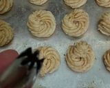 Foto langkah ke 7 dari resep Sagu keju lumer.