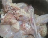 Foto langkah ke 2 dari resep Ayam goreng saos mentega.