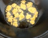 A picture of step 3 of Beans k pakoray.