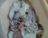 Foto langkah ke 1 dari resep Cumi Kuah Pedas.