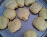 Foto langkah ke 3 dari resep Roti Boy/Roti O pake Magiccom (percayalah...^-^).