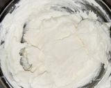 रोज़ श्रीखंड (rose shrikhand recipe in Hindi) रेसिपी चरण 2 फोटो