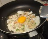 A picture of step 3 of Crispy Fried Mussels (Hoy Tod).