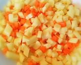 Foto del paso 2 de la receta: Ensaladilla sobre barcas de pan de gambas