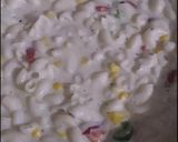 A picture of step 2 of Italian cheesy pasta.