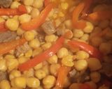 Foto del paso 8 de la receta: Garbanzos con carne y pimentón