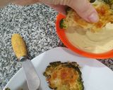 Foto del paso 7 de la receta: 🥦 Snack de brócoli con parmesano y salsa de alubias para dipear 🥣