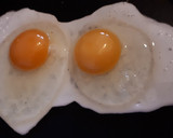 Foto del paso 1 de la receta: English breakfast con alubias, bacon y huevo