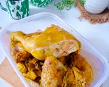 Foto langkah ke 4 dari resep Ayam ungkep bumbu lengkuas.