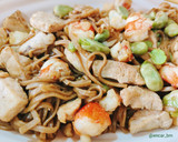 Foto del paso 5 de la receta: Noodles soba con pollo y gambas