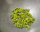 A picture of step 1 of Green peas and paneer paratha.