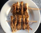 รูปขั้นตอนการทำที่ 4 ของ 🍢หม่าล่าเห็ดเข็มทองพันเบคอน