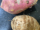 Puré de ñame, colinabo y boniato con chips de manzana,, semillas de chía y cúrcuma